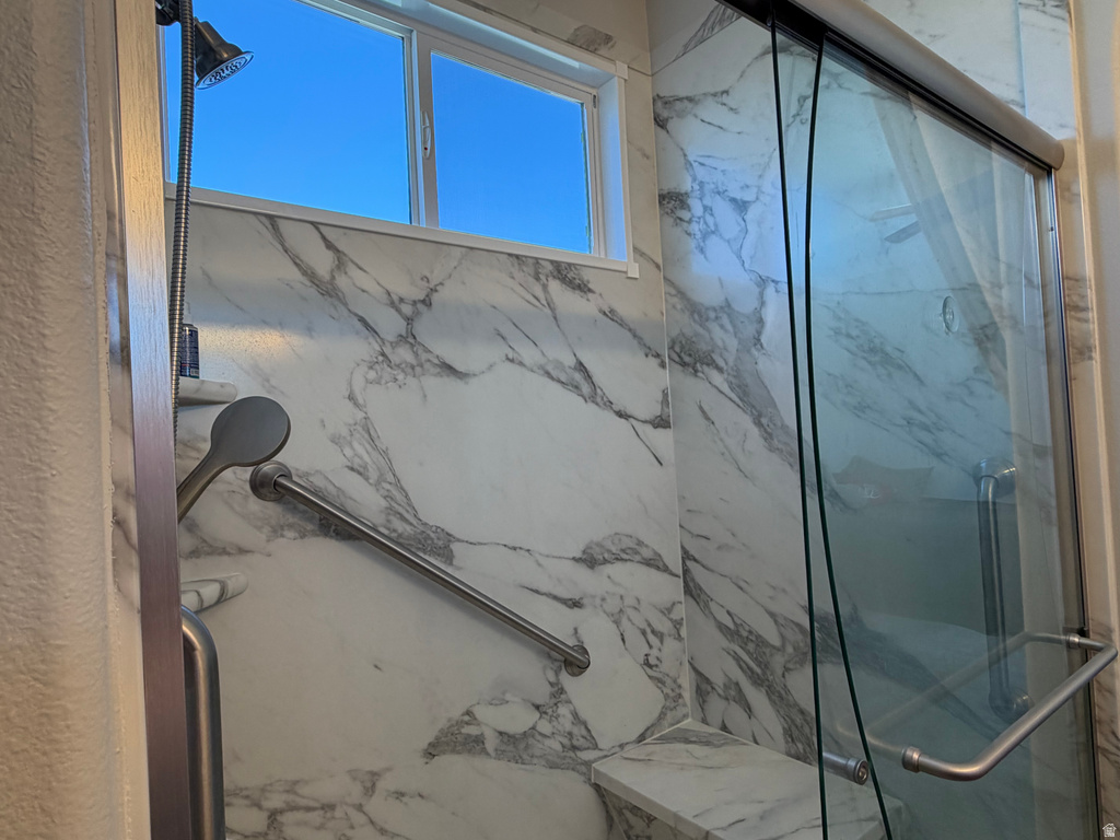 5928 W ROSEBERRY ST West Jordan, UT 84081