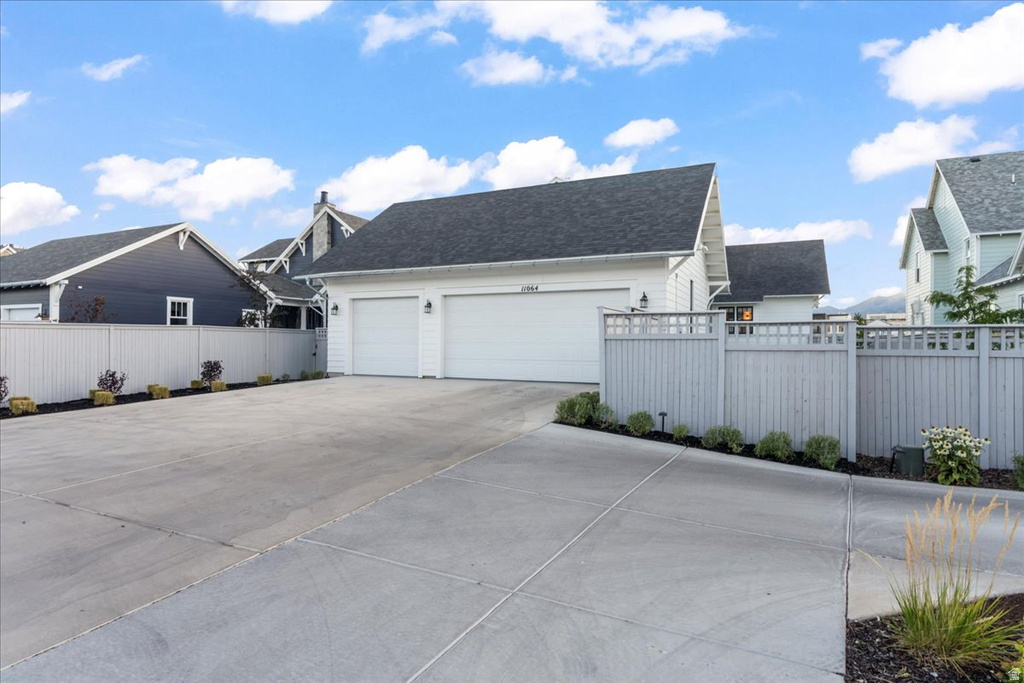 11064 S PADDLE BOARD WAY South Jordan, UT 84009