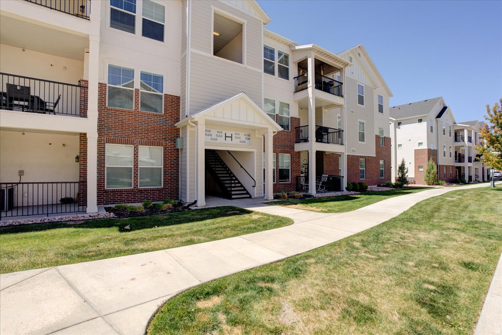 512 N 360 W #H303 Vineyard, UT 84059