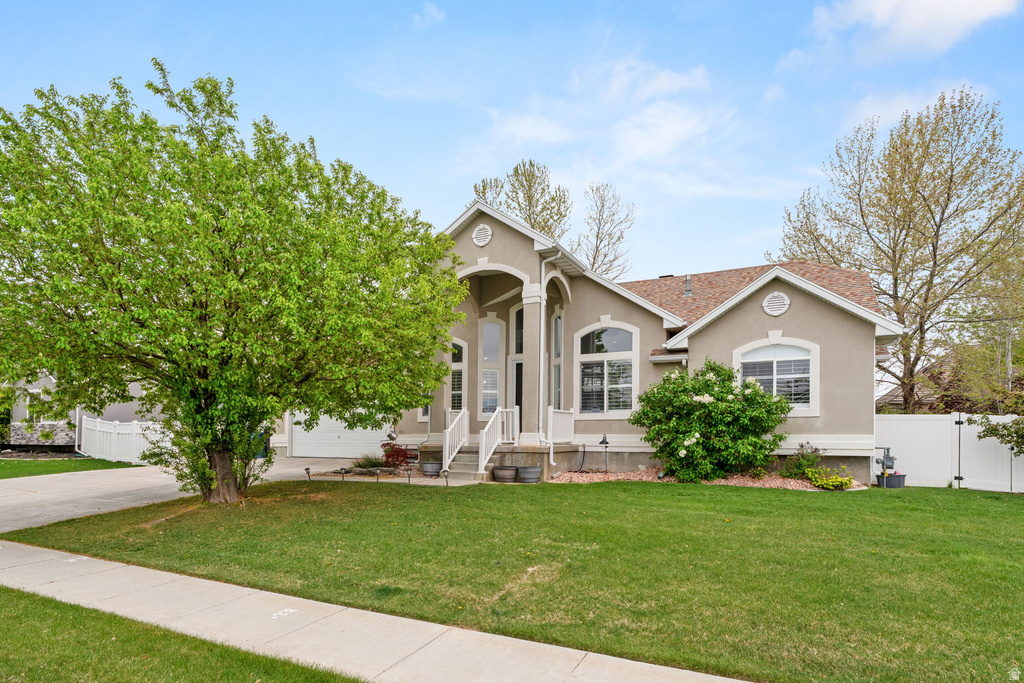 257 W LAKESIDE DR Stansbury Park, UT 84074
