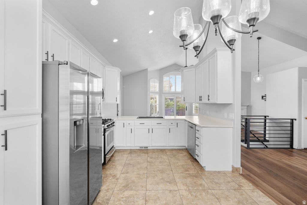 257 W LAKESIDE DR Stansbury Park, UT 84074