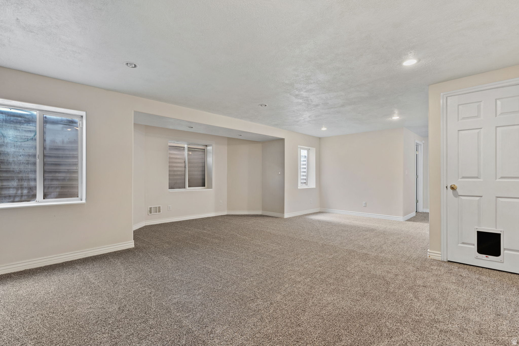 257 W LAKESIDE DR Stansbury Park, UT 84074