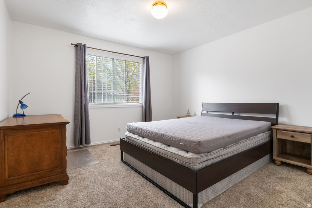 8649 S ALTA DR Sandy, UT 84093