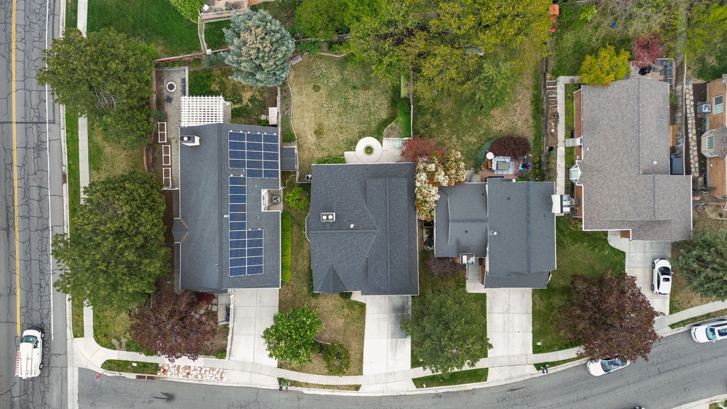 8649 S ALTA DR Sandy, UT 84093