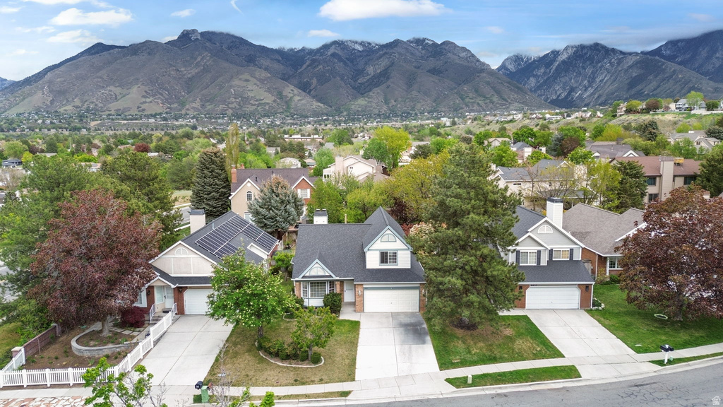 8649 S ALTA DR Sandy, UT 84093