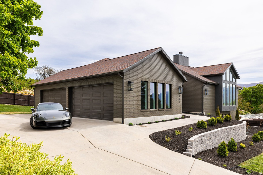 261 N SANDRUN RD Salt Lake City, UT 84103