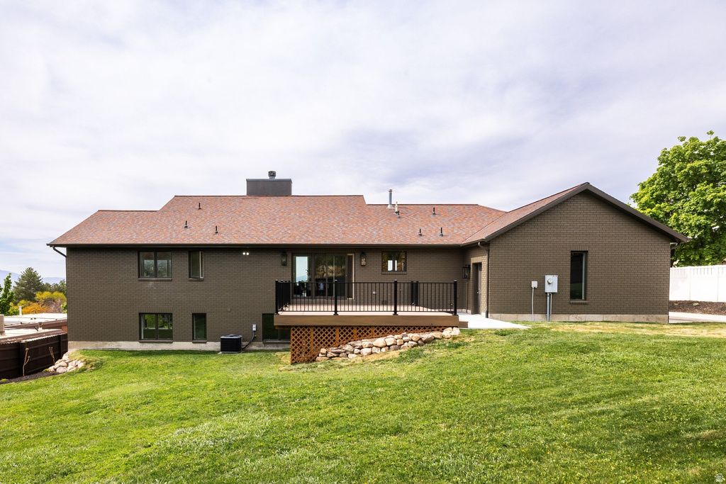 261 N SANDRUN RD Salt Lake City, UT 84103