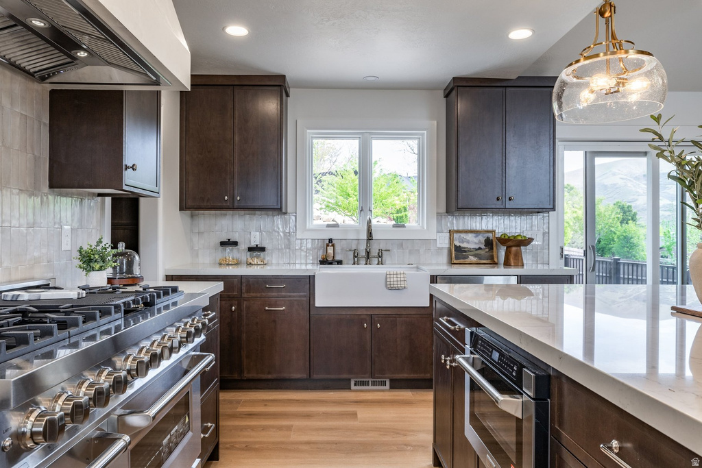 261 N SANDRUN RD Salt Lake City, UT 84103