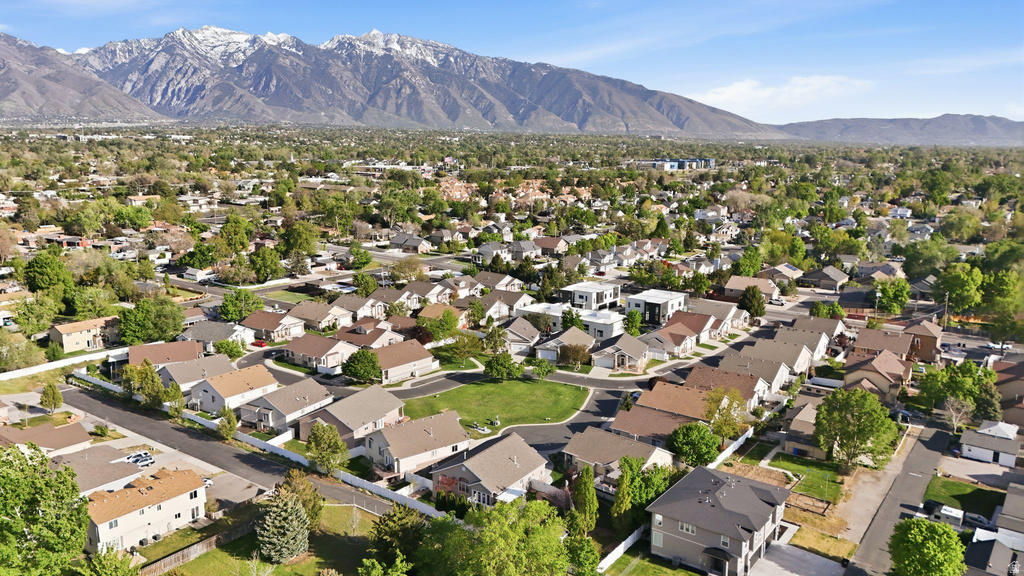 7428 S GREEN BERRY CT Midvale, UT 84047