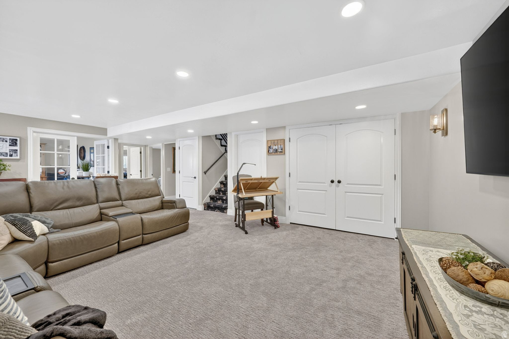 7428 S GREEN BERRY CT Midvale, UT 84047