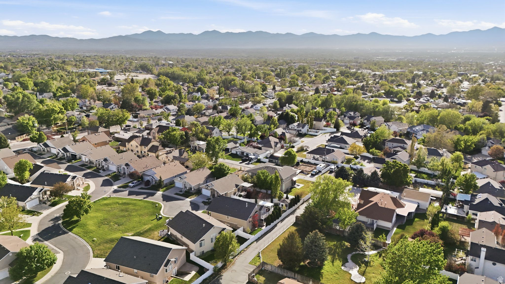 7428 S GREEN BERRY CT Midvale, UT 84047