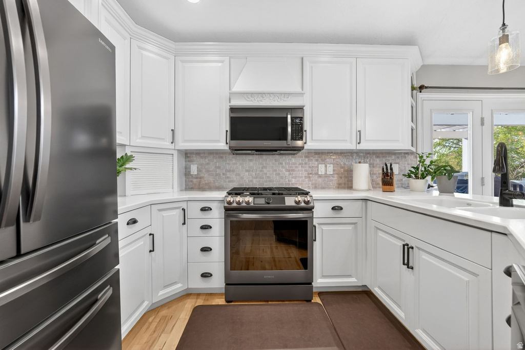 7428 S GREEN BERRY CT Midvale, UT 84047