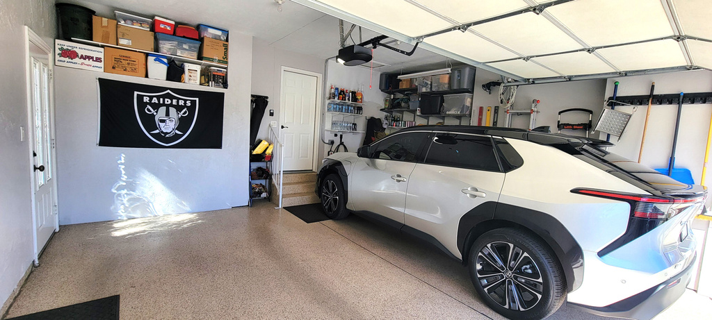 7428 S GREEN BERRY CT Midvale, UT 84047