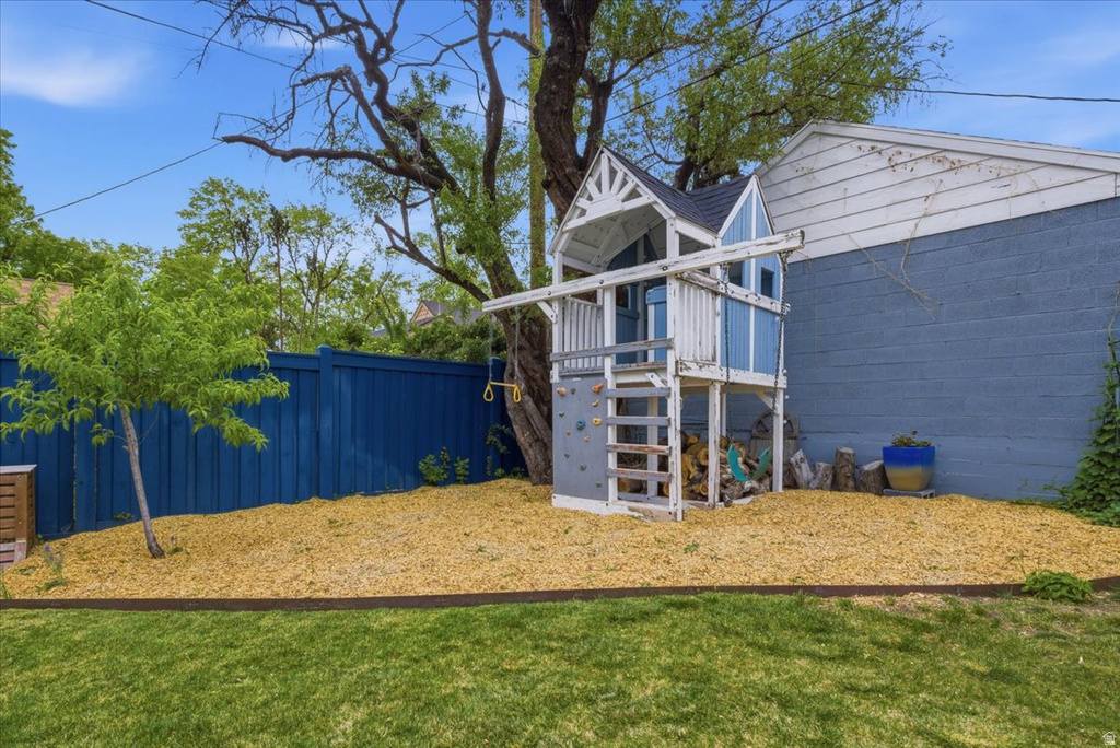 2009 E 1300 S Salt Lake City, UT 84108