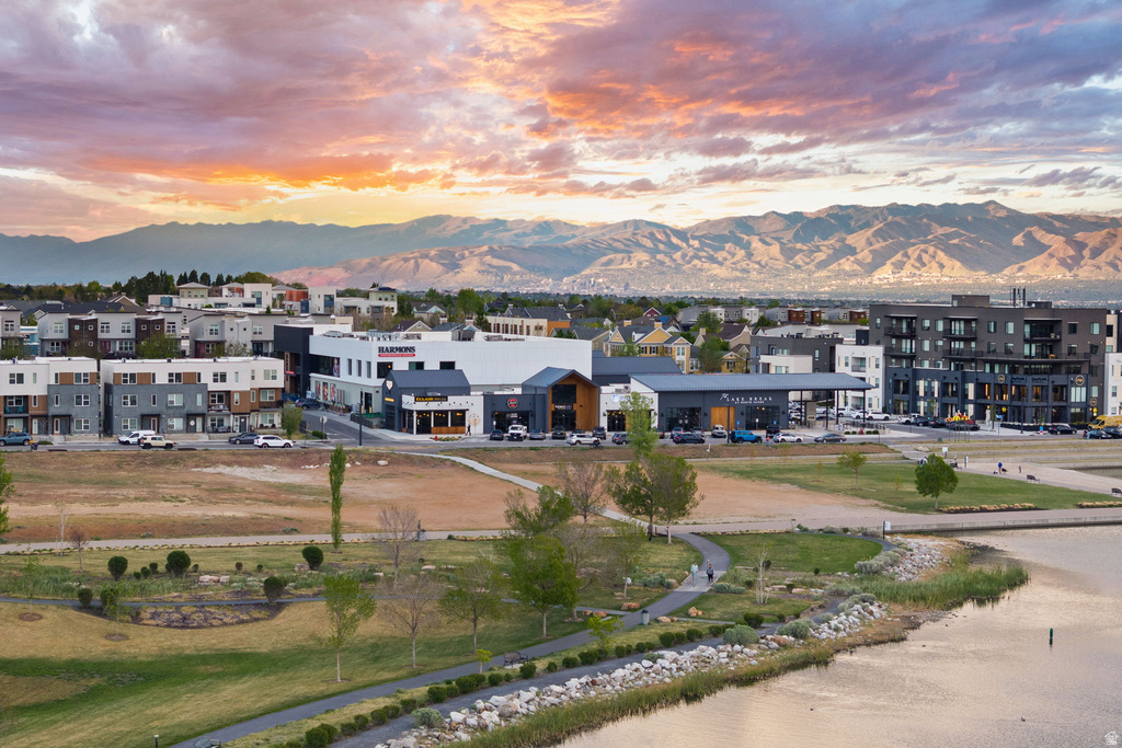 4367 W CLARKS HILL DR South Jordan, UT 84009