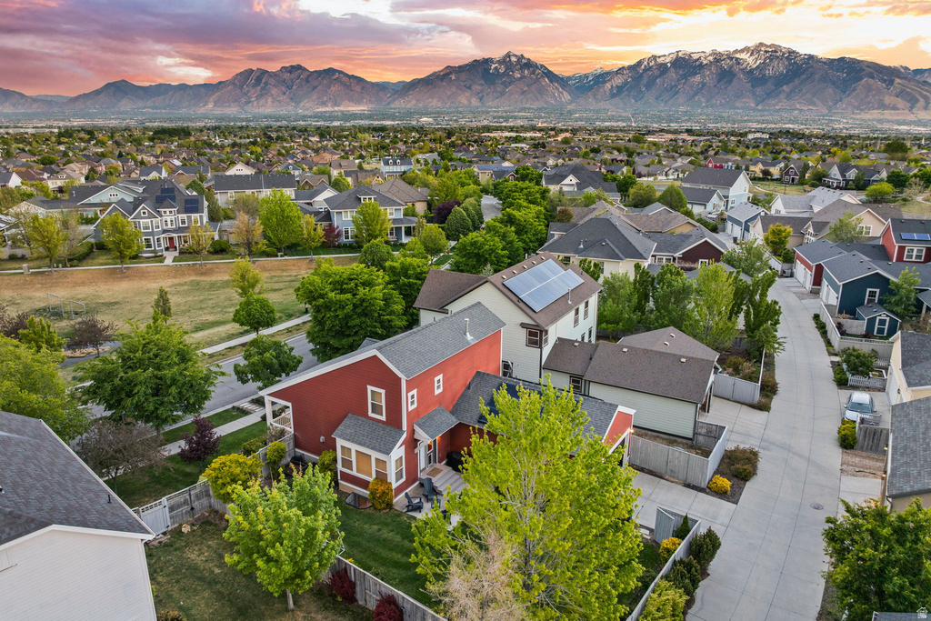 4367 W CLARKS HILL DR South Jordan, UT 84009