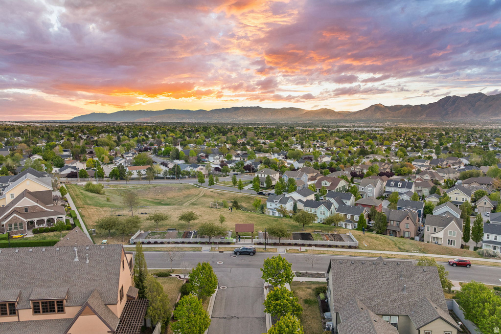 4367 W CLARKS HILL DR South Jordan, UT 84009