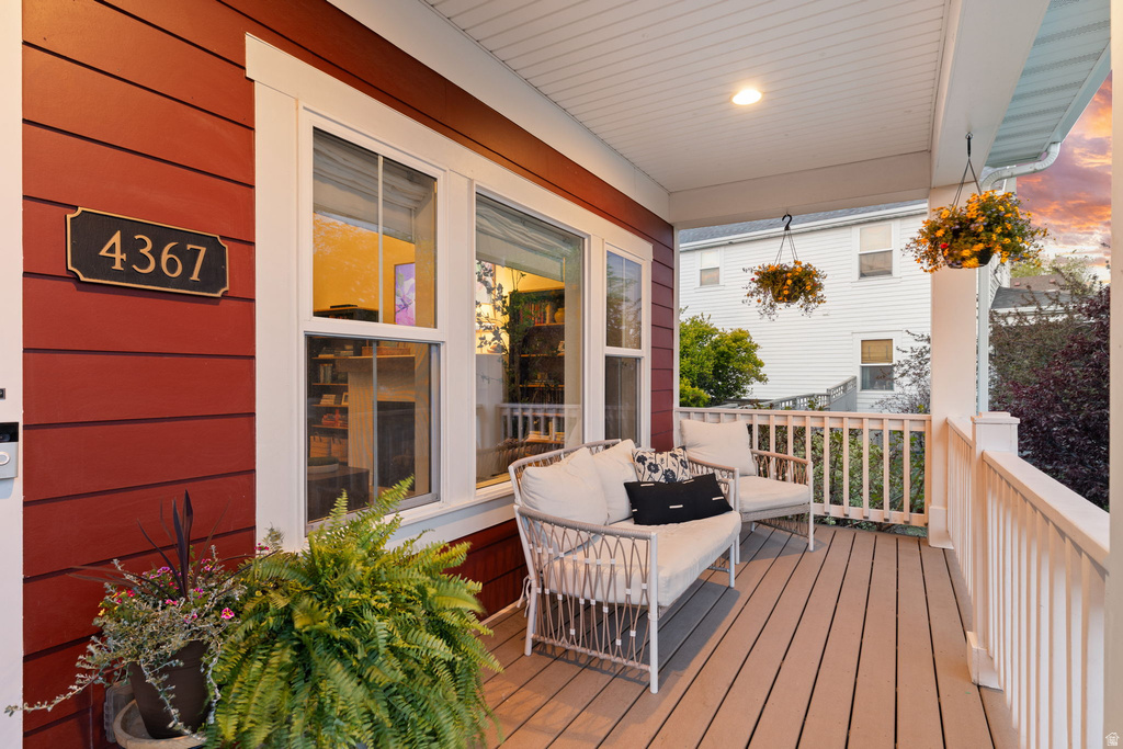 4367 W CLARKS HILL DR South Jordan, UT 84009