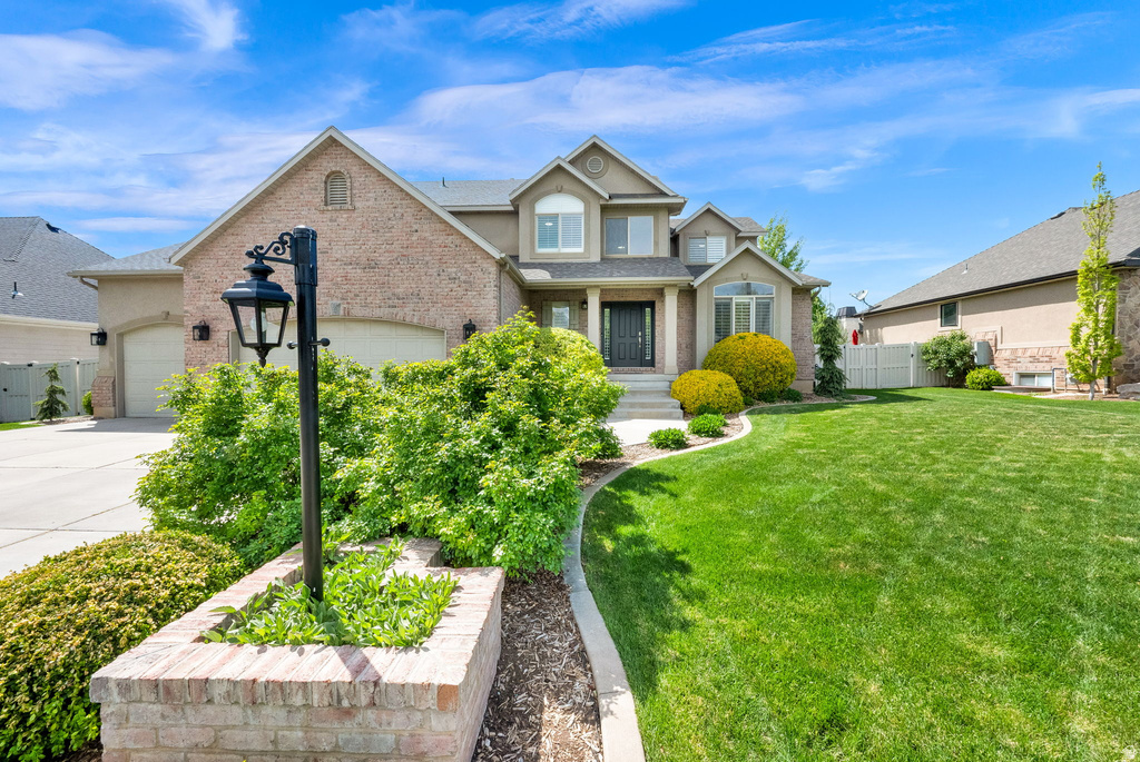 45 N MOUNTAIN VISTAS RD Kaysville, UT 84037