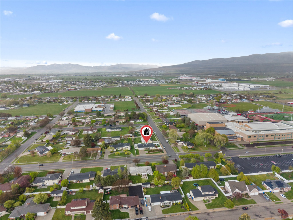 781 N 300 E Tremonton, UT 84337