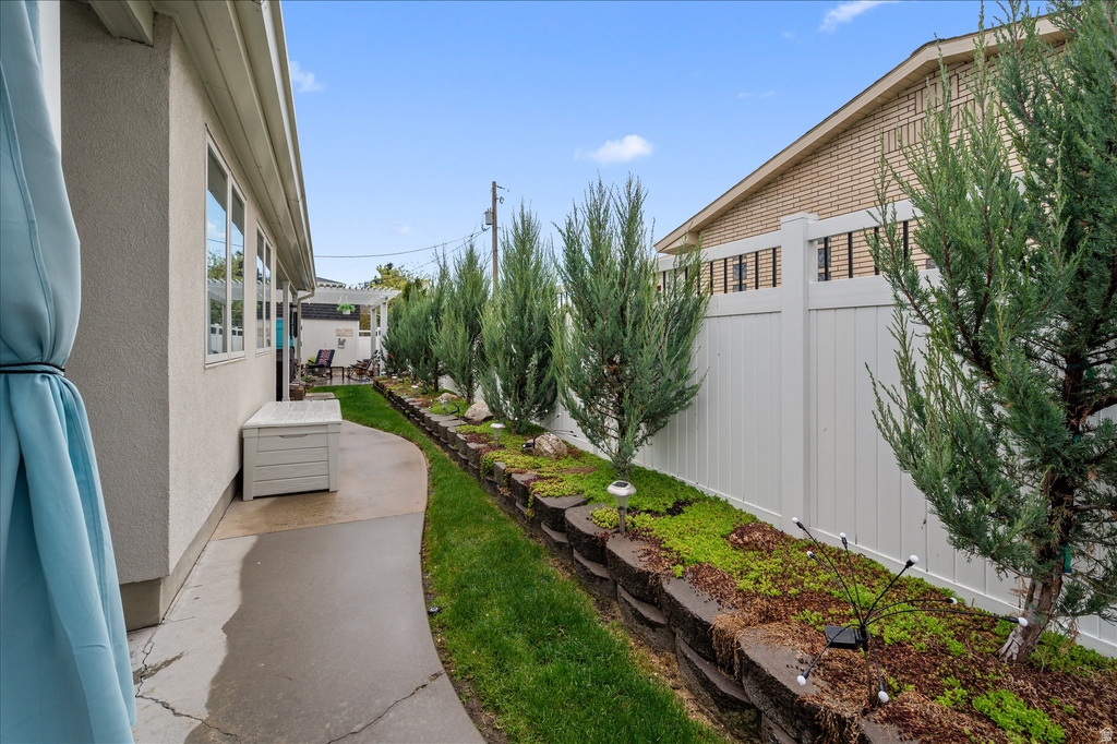 781 N 300 E Tremonton, UT 84337