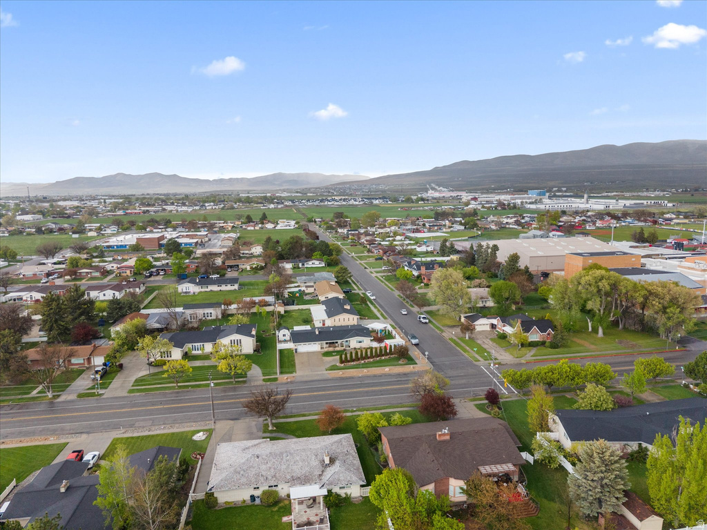 781 N 300 E Tremonton, UT 84337