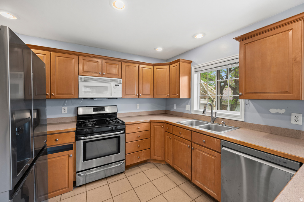 1988 S 1800 E Salt Lake City, UT 84108