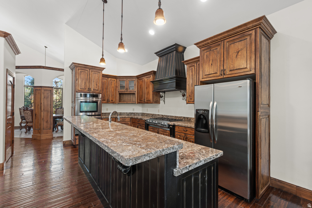 10637 S CRESCENT BEND DR Sandy, UT 84070