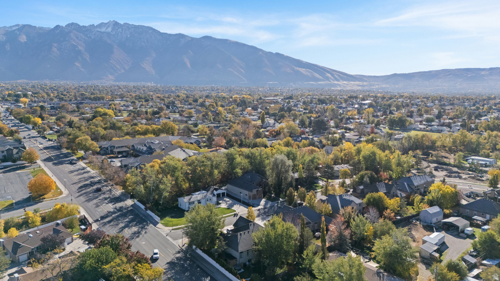 10637 S CRESCENT BEND DR Sandy, UT 84070