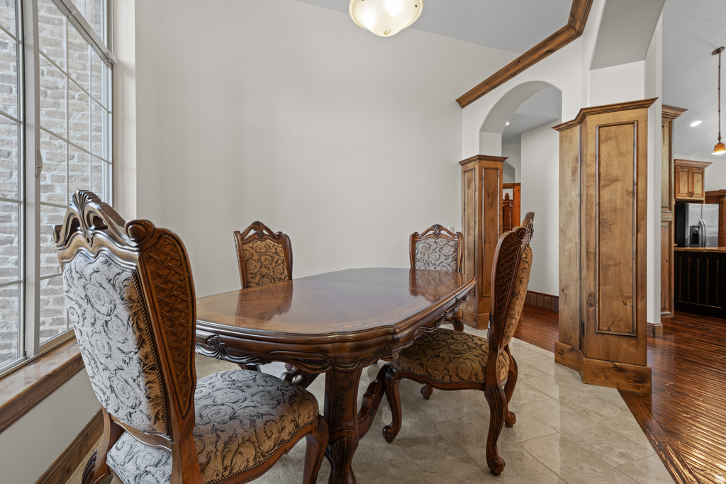 10637 S CRESCENT BEND DR Sandy, UT 84070