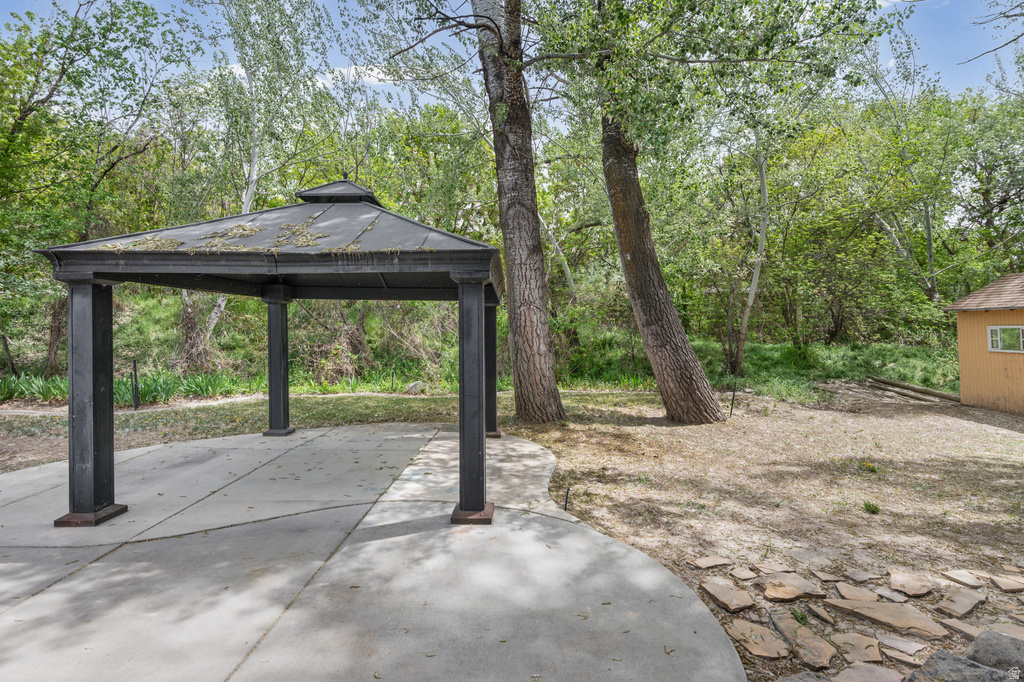 10637 S CRESCENT BEND DR Sandy, UT 84070