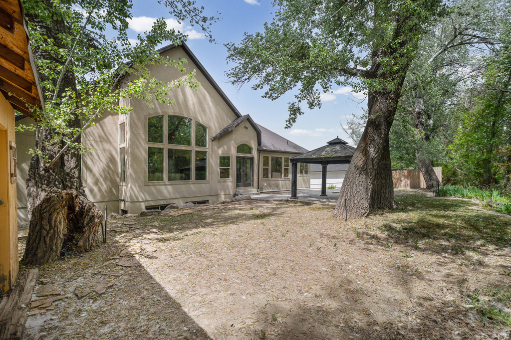 10637 S CRESCENT BEND DR Sandy, UT 84070