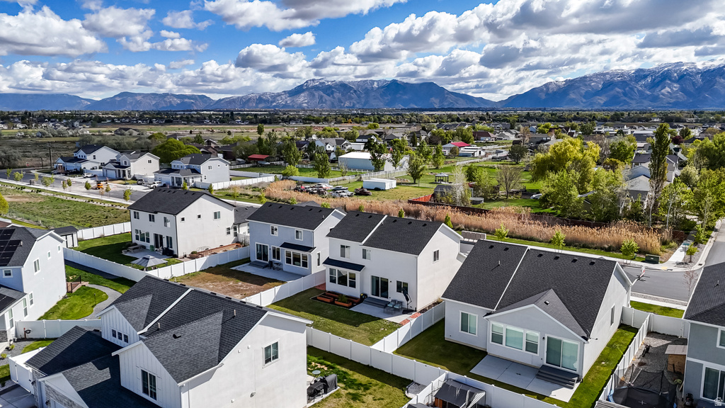 2832 S SHORELINE DR Syracuse, UT 84075