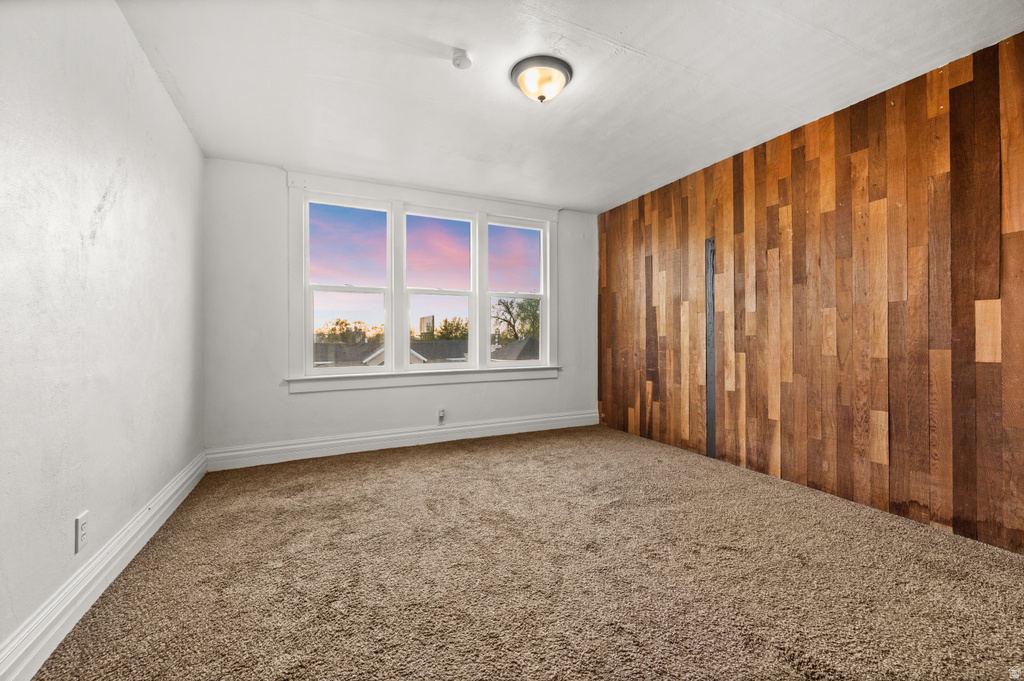 3048 OGDEN AVE Ogden, UT 84401