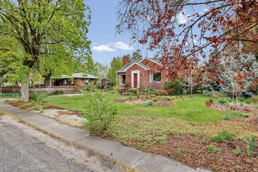 445 E 500 S River Heights, UT 84321