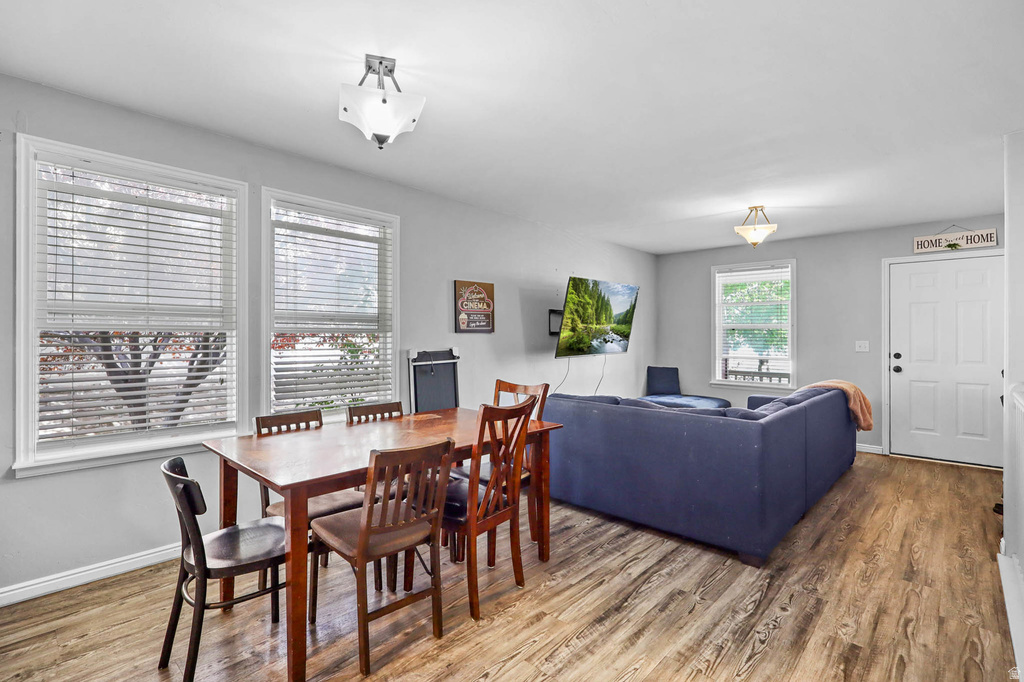 1693 N AARON DR Tooele, UT 84074