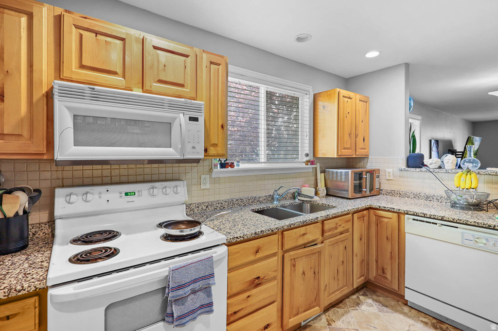 1693 N AARON DR Tooele, UT 84074