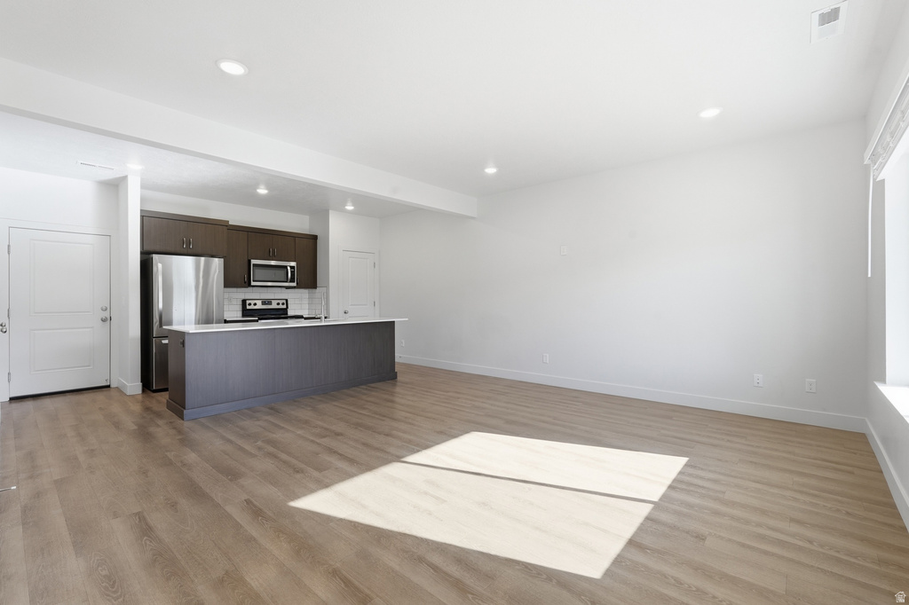 376 S 1580 E Hyrum, UT 84319