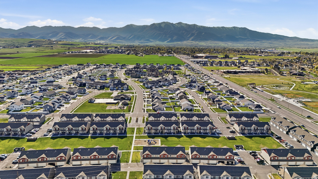 376 S 1580 E Hyrum, UT 84319