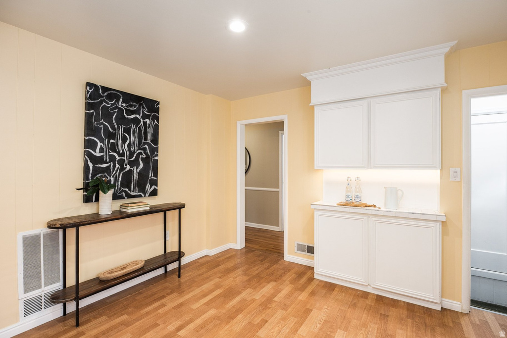 1726 E VINE ST Murray, UT 84121