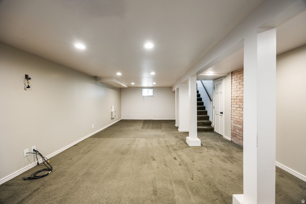 1726 E VINE ST Murray, UT 84121