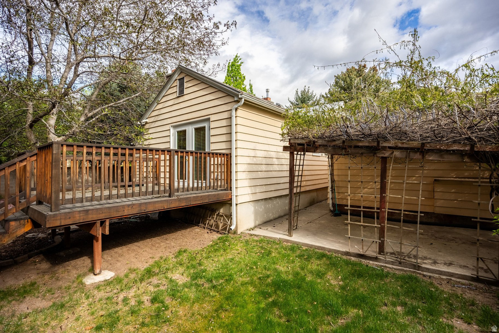 1726 E VINE ST Murray, UT 84121