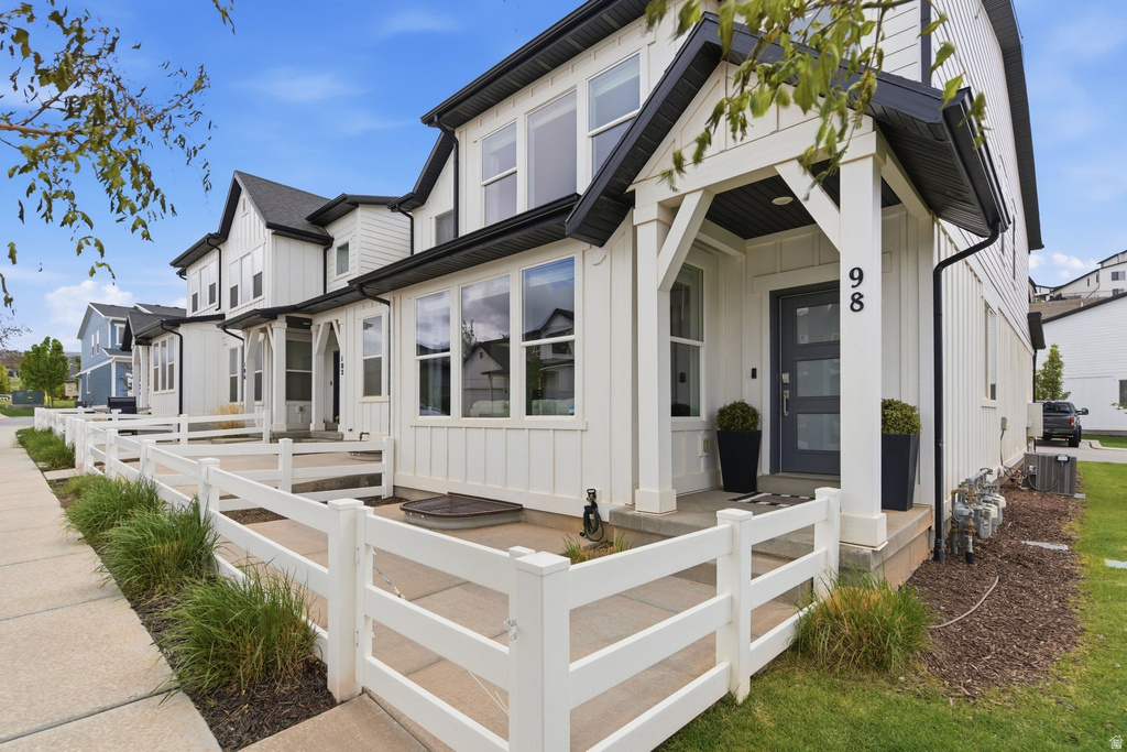 98 E GRANT LN North Salt Lake, UT 84054