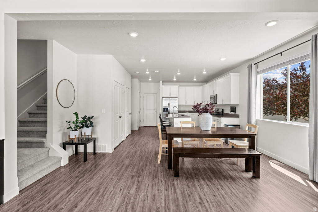 98 E GRANT LN North Salt Lake, UT 84054