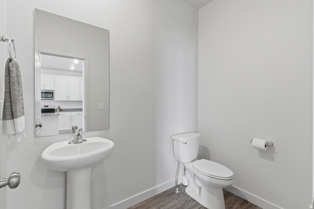 98 E GRANT LN North Salt Lake, UT 84054