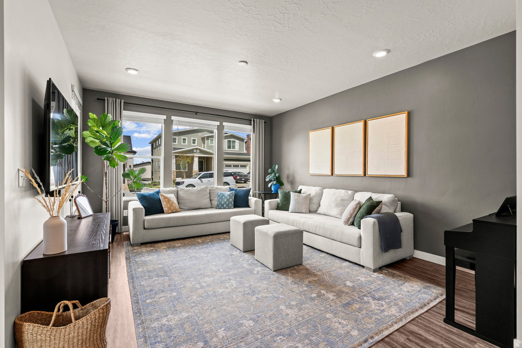 98 E GRANT LN North Salt Lake, UT 84054