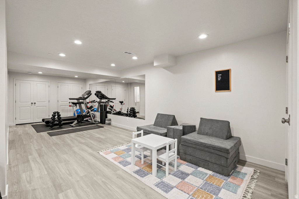 98 E GRANT LN North Salt Lake, UT 84054