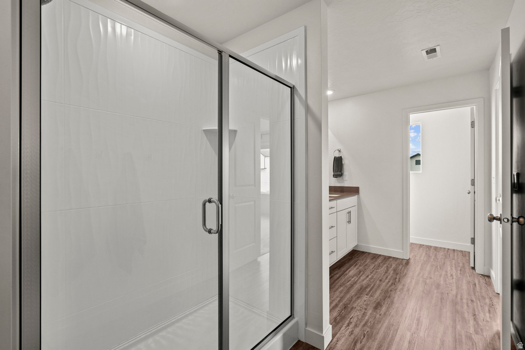 98 E GRANT LN North Salt Lake, UT 84054