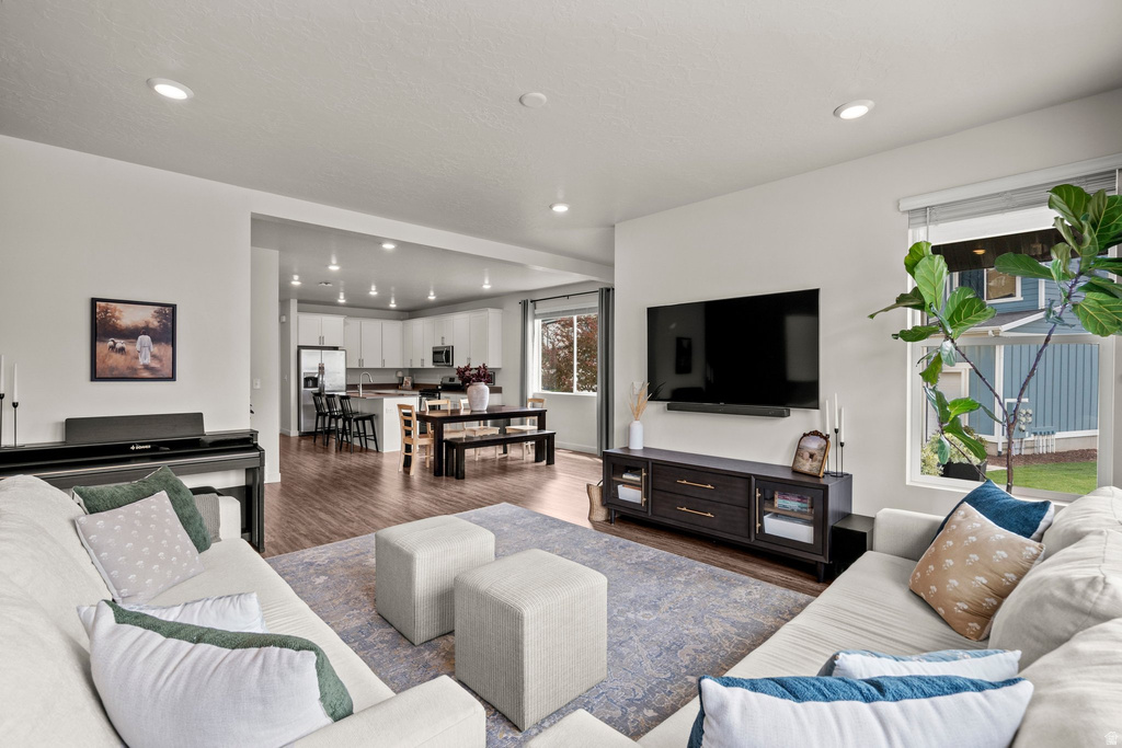 98 E GRANT LN North Salt Lake, UT 84054