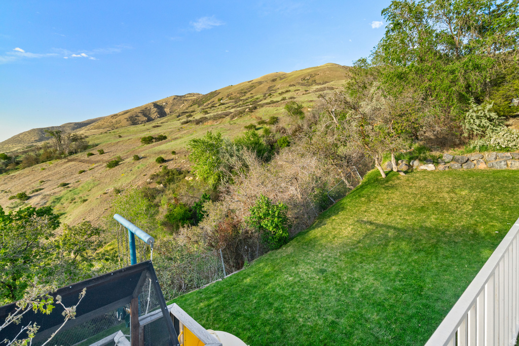 1209 N 950 E Bountiful, UT 84010